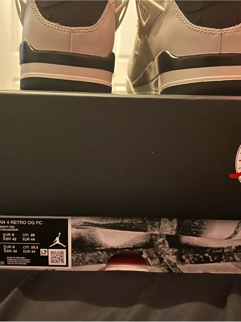 flight club jordan 4